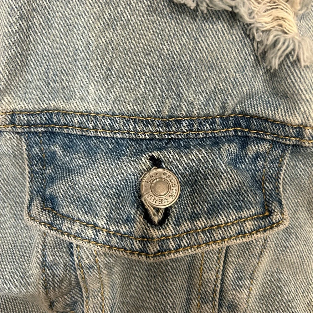 Women Pacsun Blue Jean Jacket - Picture 3 of 9